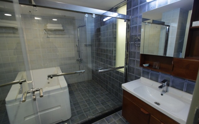 Humming Bird Hotel & Banquet Hotel