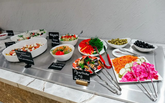Sedymoye Nebo Hotel