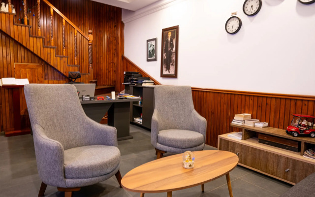 Oscar Boutique Hotel