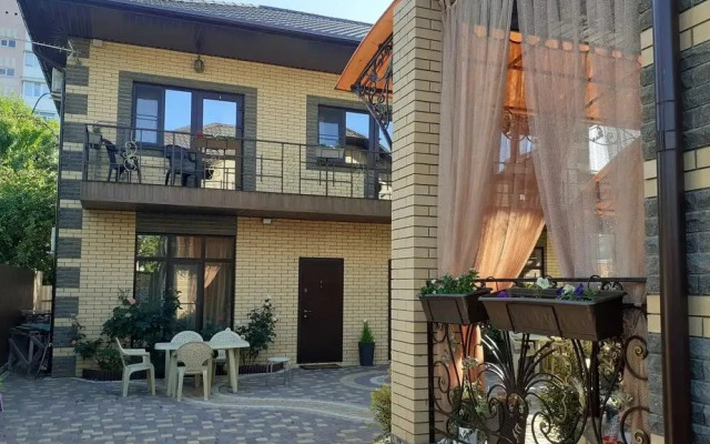 Kolibri Guest House