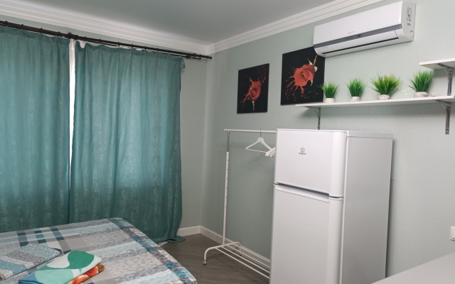 Апартаменты (2) на Лунной 30А