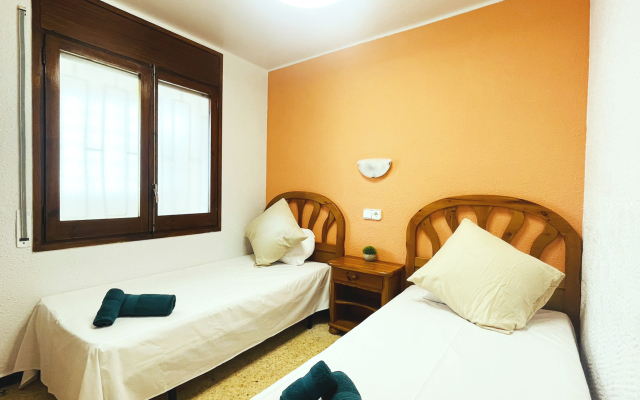 Seaview Retreat Salou Centre Apartments