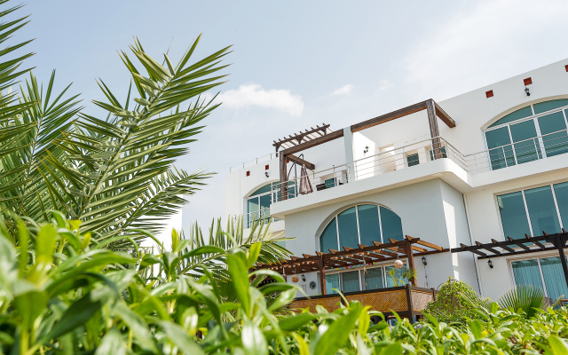 Joya Cyprus Moonlight Penthouse Apartments