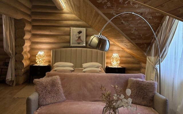 romanov Les eco Hotel