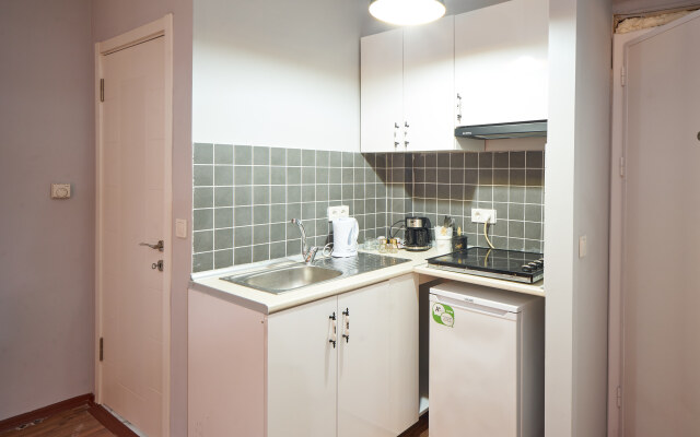 Entrance floor 2 bedrooms at Taksim Flat