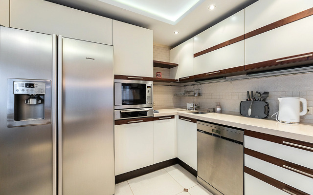 Квартира VIP 4-к метро Академия наук