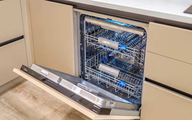 Апартаменты KvartalApartments на 50 Лет Победы 10к2