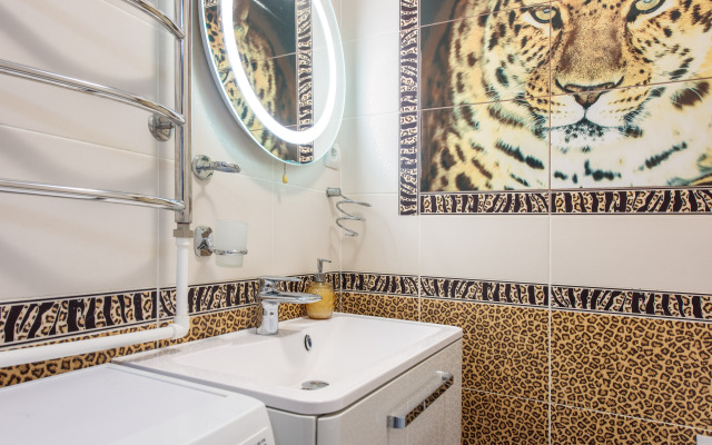 Апартаменты Яр-сутки на Московском 159