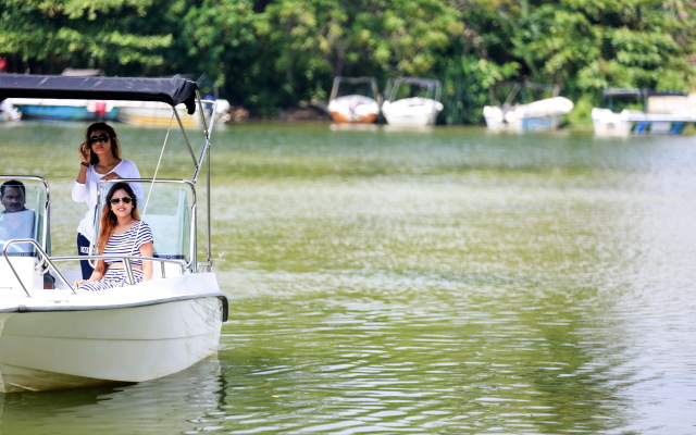 South Lake Resort - Koggala Hotel