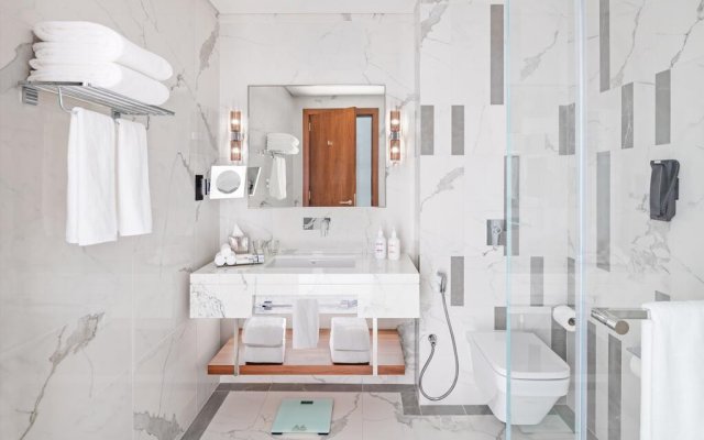 Holiday Inn Dubai Al-Maktoum Airport an IHG