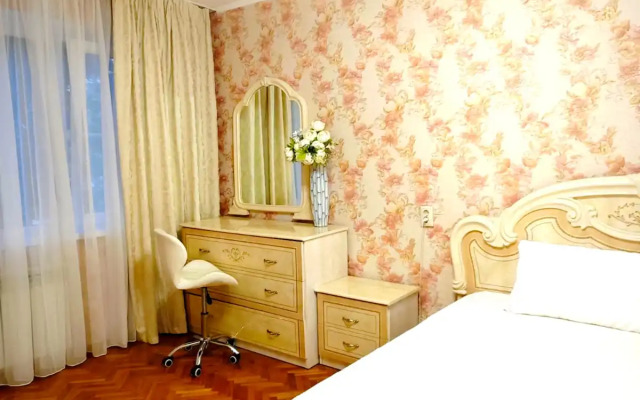 Na Ul Roz 41 Flat