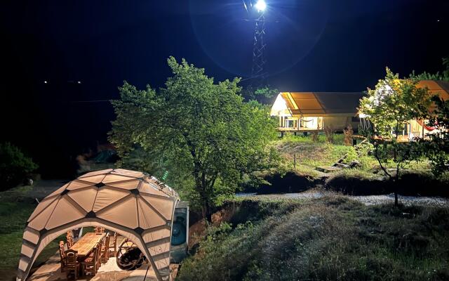 Сад Глэмпинг