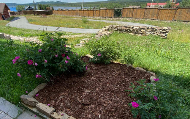 Мини-отель Приозёрный