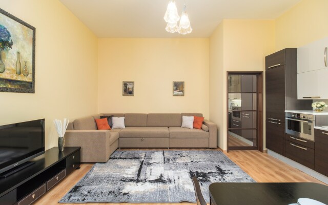 Апартаменты у Эрмитажа 3 спальни 2 сан.узла 8 гостей