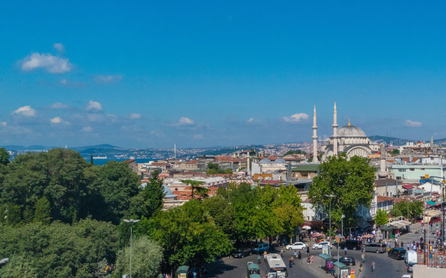 Beyaz Saray Hotel