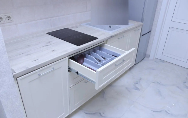 Квартира однокoмнaтная 37 м² пeрвaя линия у мopя