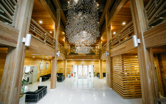 romanov Les eco Hotel