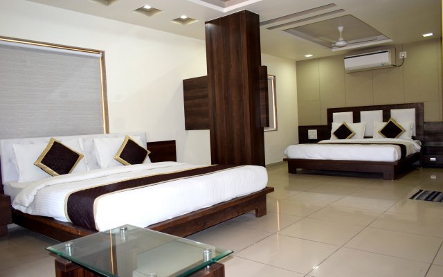 Отель Krishna Inn
