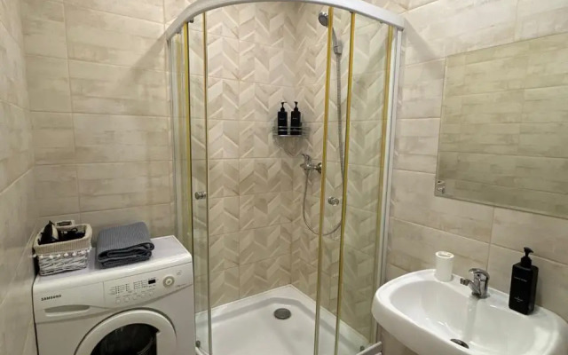 Квартира просторная студия в районе деловой активности в центре