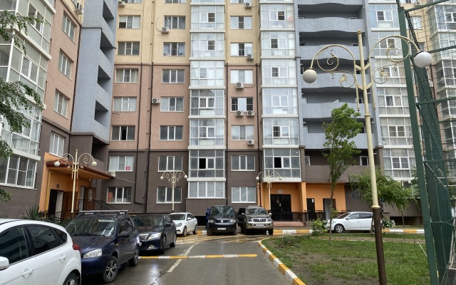 Apartments ''Elenika'' U Morya V Tsentre Goroda u Akvaparka