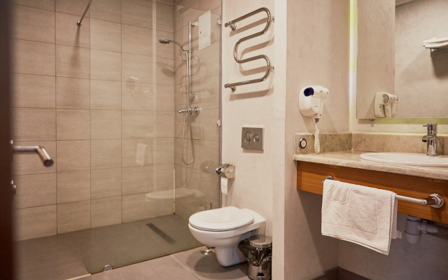 Отель Сарыкум