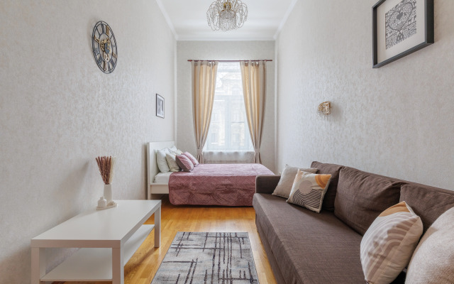 Квартира Светлая квартира на Невском