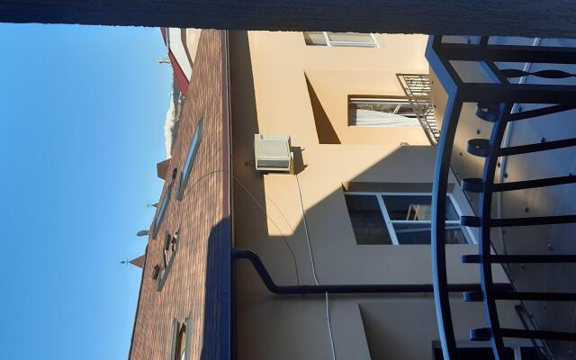 Aleksandra Guest House
