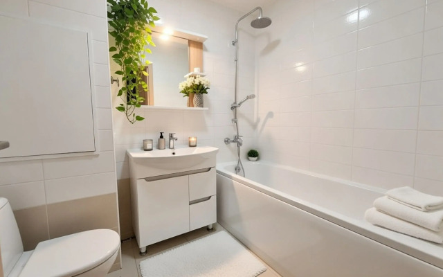 Квартира рядом с ТЦ и метро от FolkFort — практичное решение для командировки и отдыха