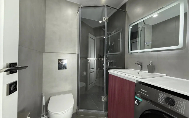 New Trendy 1Bd Apt, Unbeatable Location Flat