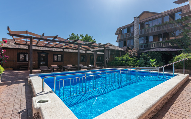 Villa Lyuchiya Guest House