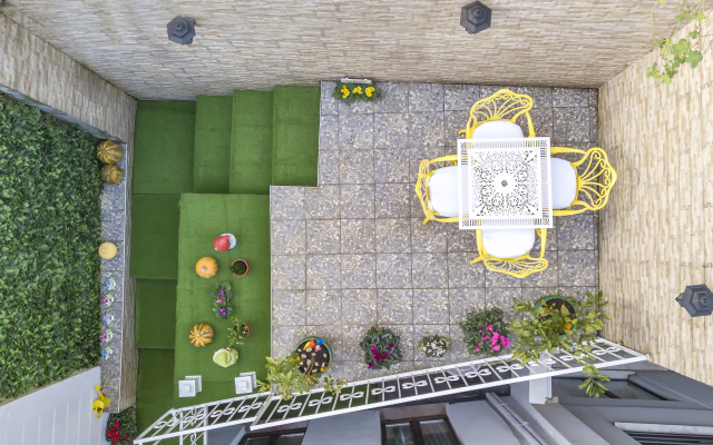 Royan Suites Boutique Hotel