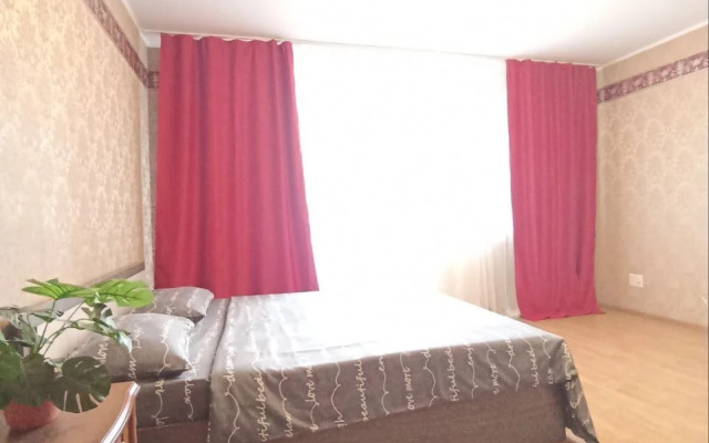 Na Ulitse Dovatora 42V Flat