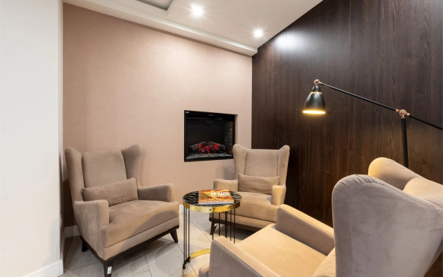 Trekhkomnatnye Apartamenty U Metro Kitay-Gorod Apartments