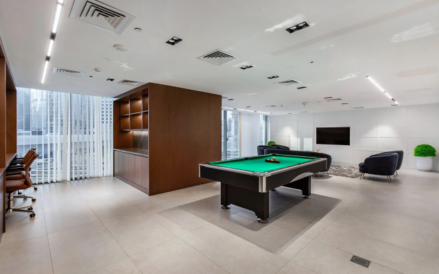 Modern Studio at Paragon Apartments