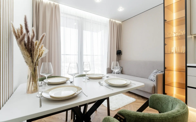 Kvartira Dizajnerskij Apartament V Premium-ZK Radom S G-Drive Arenoj