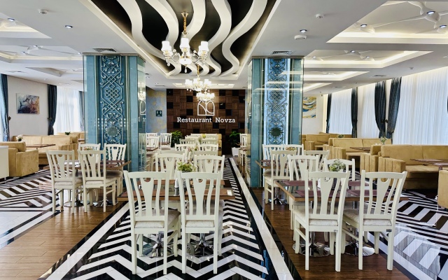Novza Palace Hotel
