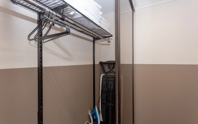 Квартира Роскошная двухкомнатная квартира комфорт-плюс в Академгородке