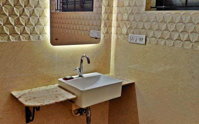 Rudraksh Retreat Guest House