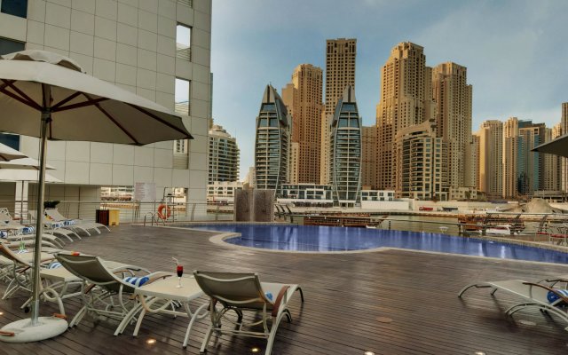 Dubai Signature Hotel Apartments & Spa Resort