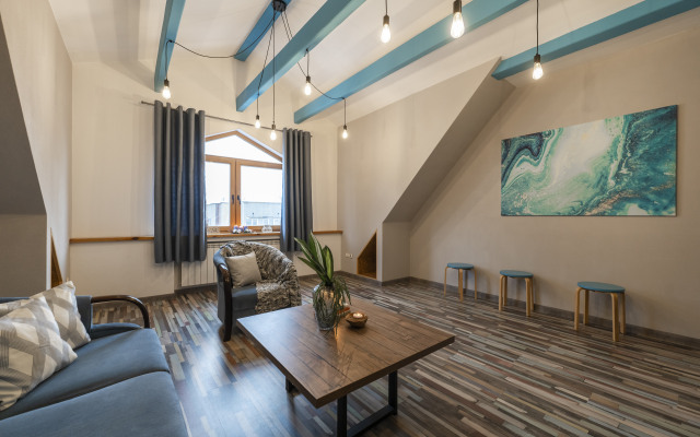 Апартаменты двухуровневые в тихом районе Амалиенау