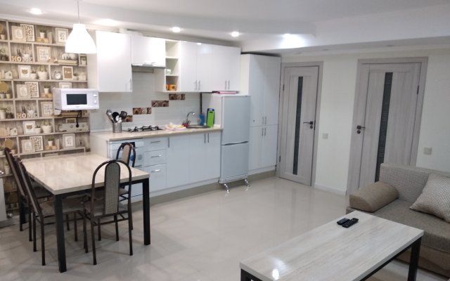 Happy Time In Sochi Apartments