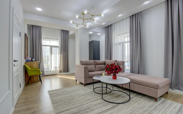Отель Aisha Hotel
