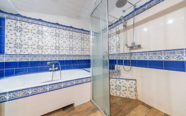 Апартаменты с 3 комнатами у метро Электросила