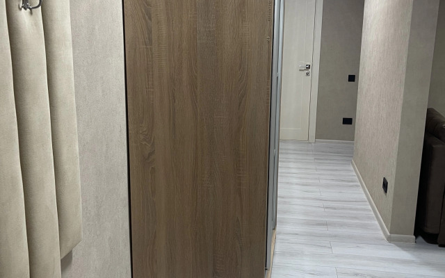 Квартира Ворошилова 155. 8 этаж, Лифт