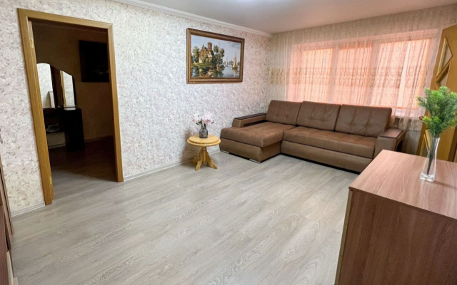 Na Ulitse Staronikitskoy, 10 Flat