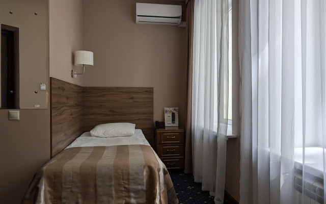 Viktoriya Hotel