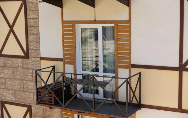 Mini hotel Gory I More