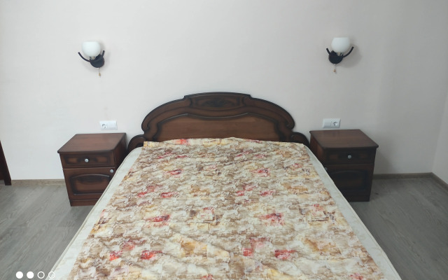 Treshka Na Kamenke Flat