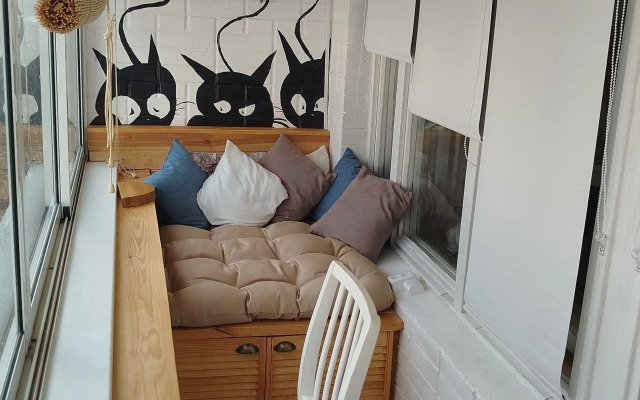 Квартира Атмосферное Жилье с Уникальным Дизайном