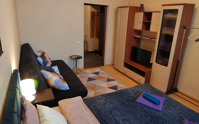 V Tsentre Na Lenina S Liftom Flat